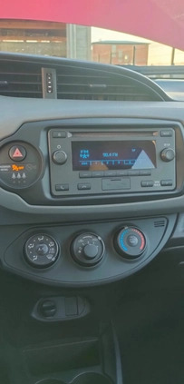 Toyota Yaris cena 40500 przebieg: 79135, rok produkcji 2019 z Częstochowa małe 121